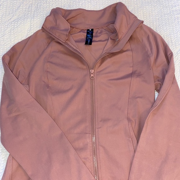 Yogalicious Other - Yogalicious blush pink zip up